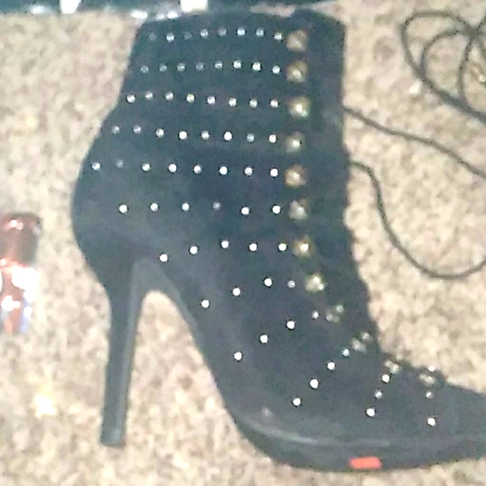 High heel ankle boots
